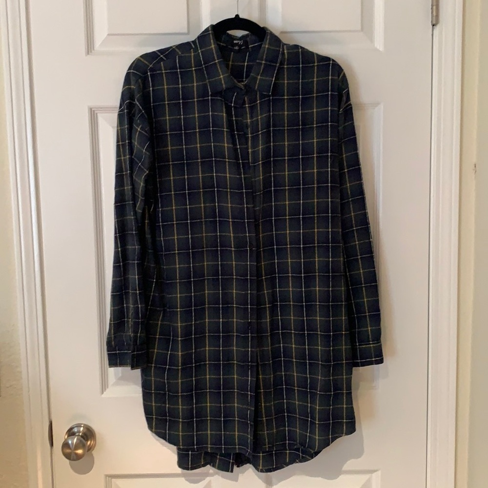 flannel w/ zipper back